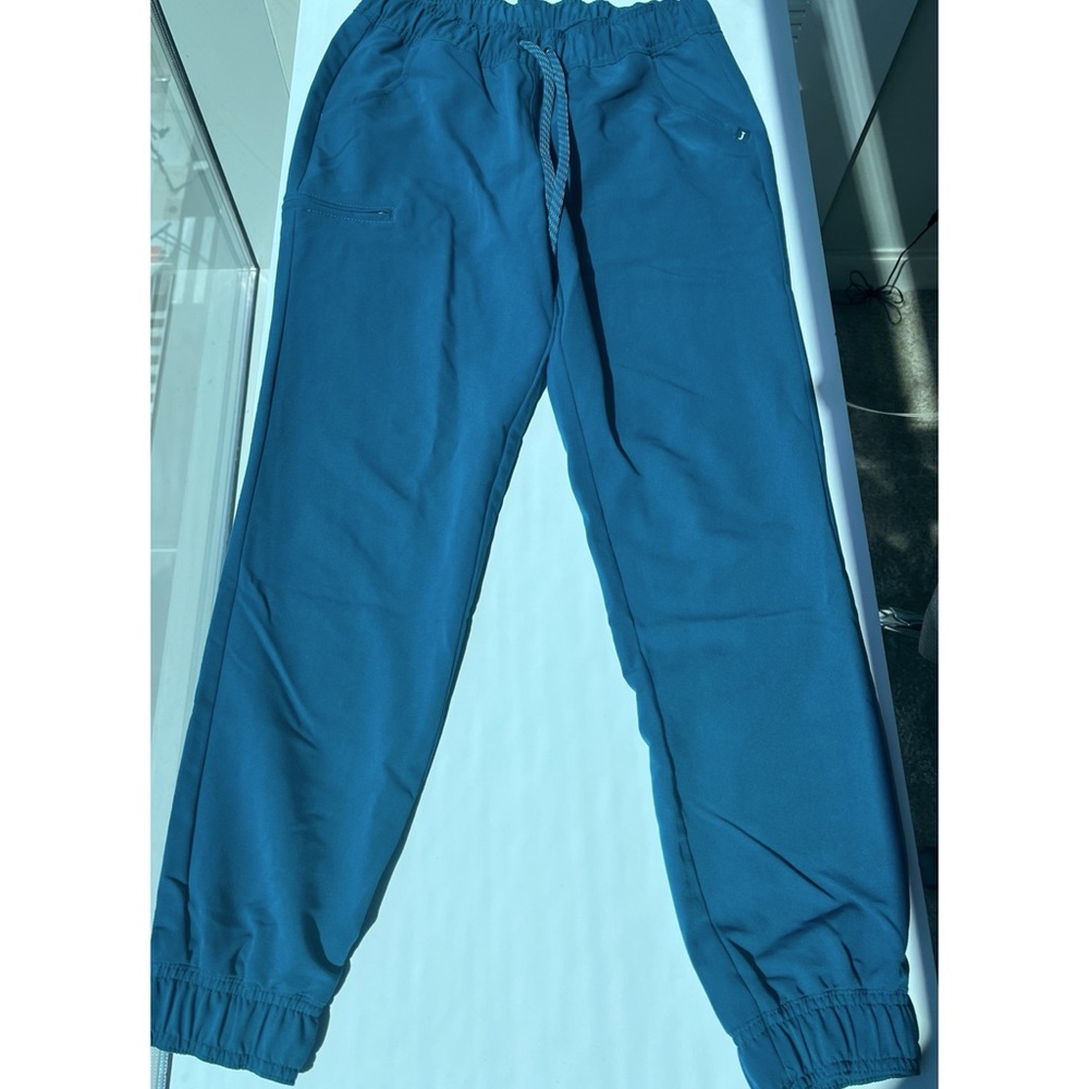 Jaanuu Women’s Essential 5 Pocket Jogger Pant - Caribbean blue